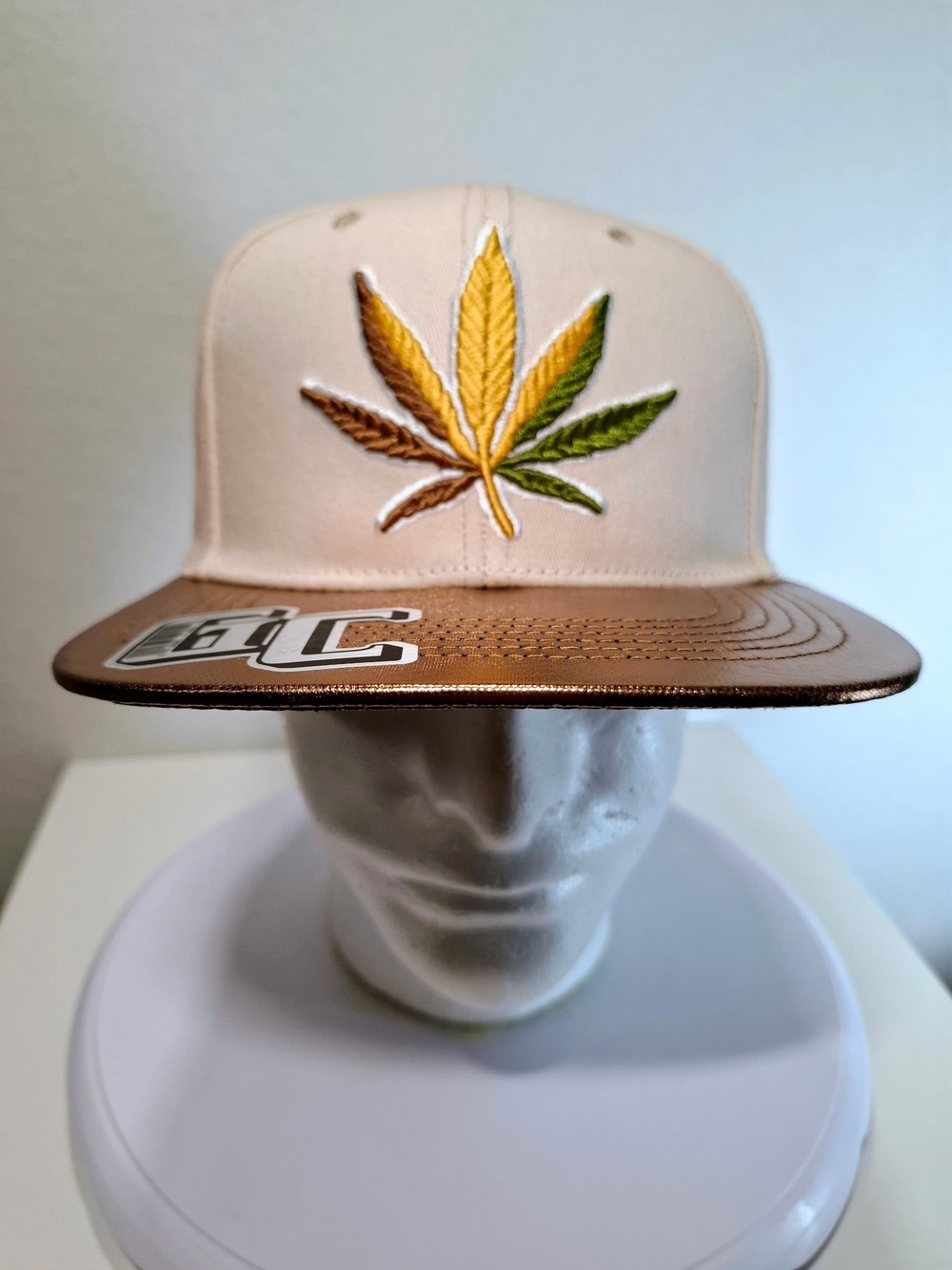 GC Beige Snapback Hat Multicolor Leaf Embroidery